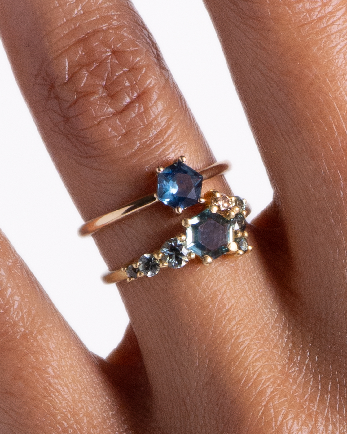 Kalmia Hex Blue Sapphire Ring_14Y_On_Figure_1_WEB2